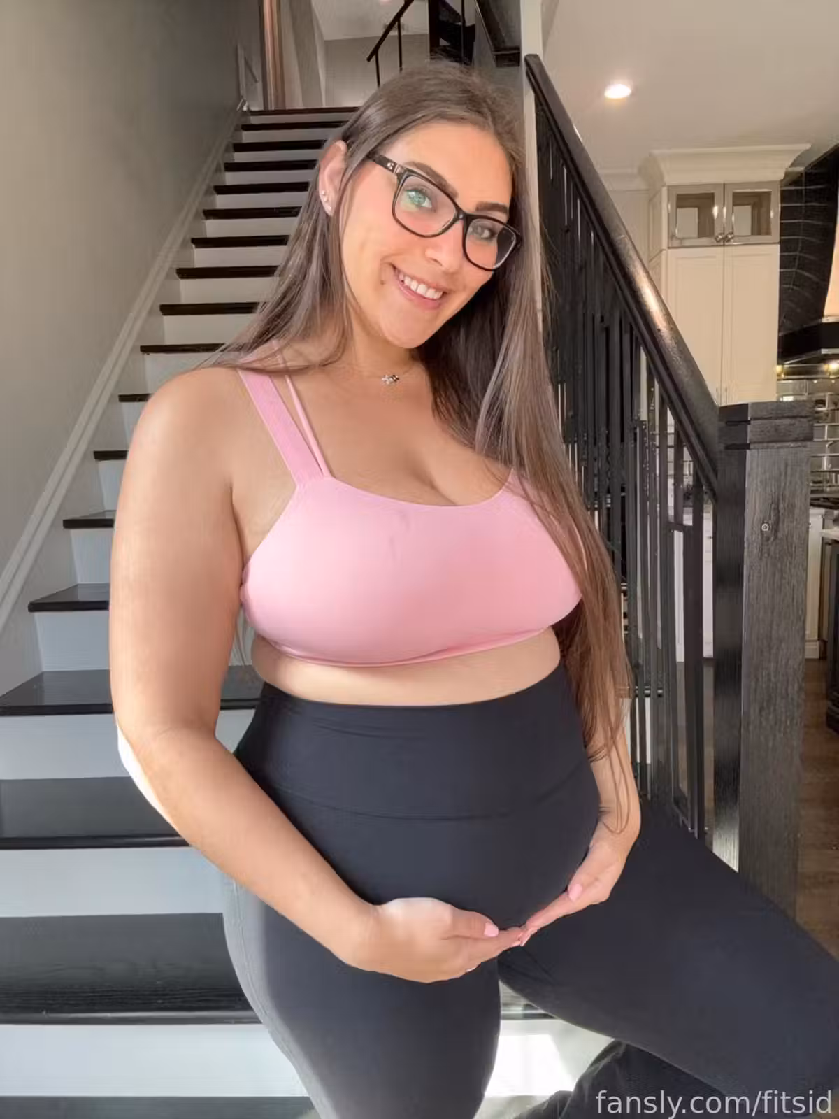 MOMMY FIT SID