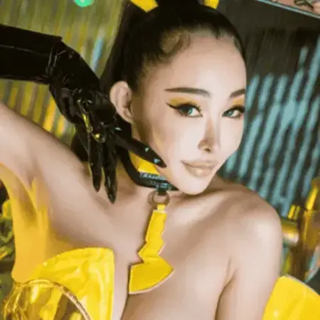 美波あいり【フォローで動画プレゼント🎁】 Minami Airi