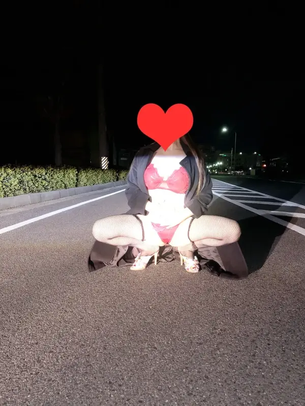 ❤️人妻愛iカップ巨乳熟女露出狂潮吹きハメlog🌈もなみん🌻