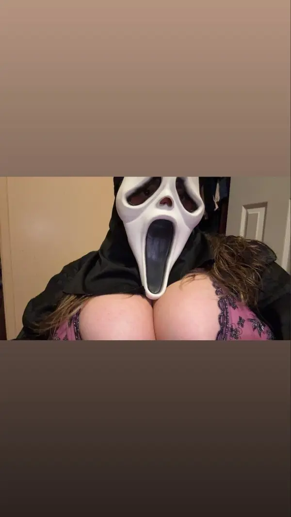 Ghost_tits