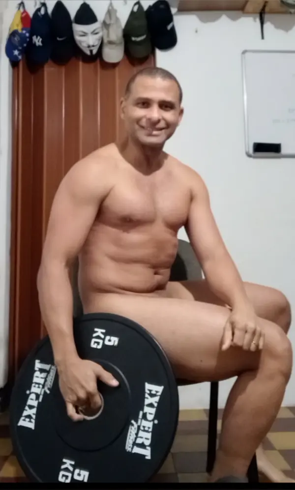 Rolando Manuel