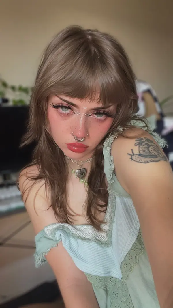𝐌𝐨𝐭𝐡𝐬𝐢𝐜𝐥𝐞