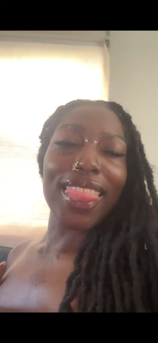 GOODGIRLVELVET
