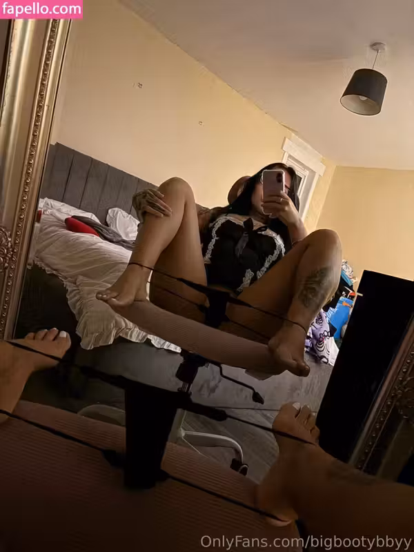 bigbootybbyy