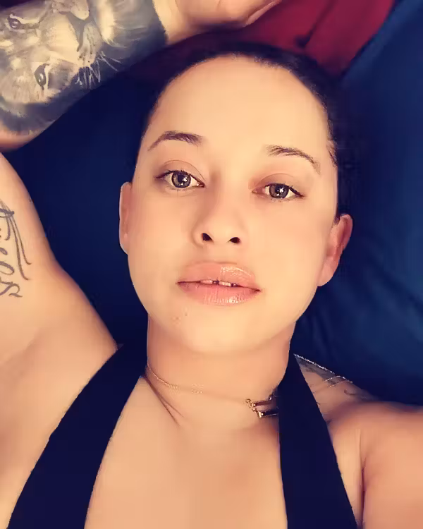 Red🖤