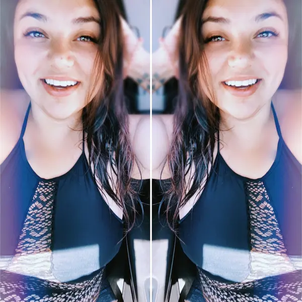 T 💋
