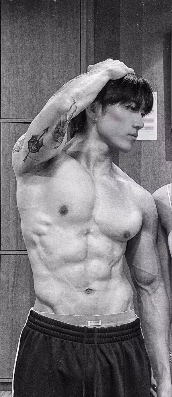 Ezra Lucian