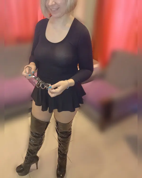 Carmilla Dark