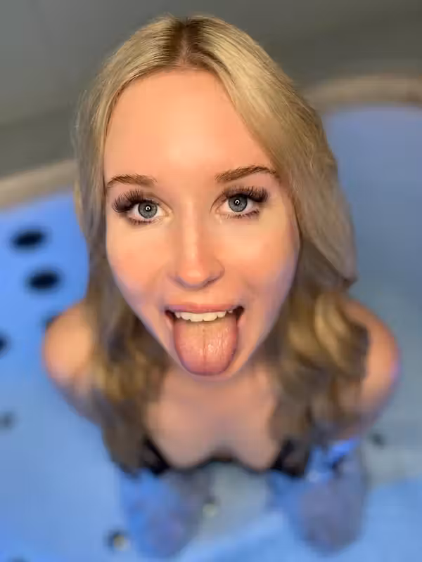 Lisa Blondkopf