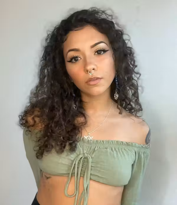 Live at 9:05am central 💚 Online