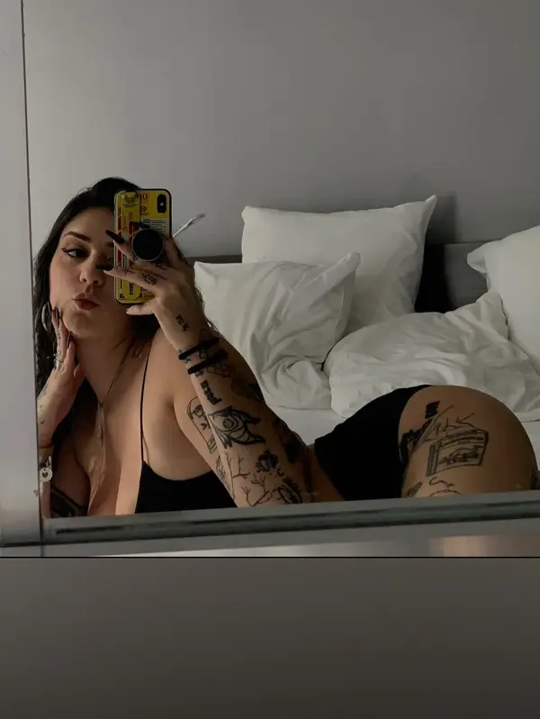Sexy Scara 🖤