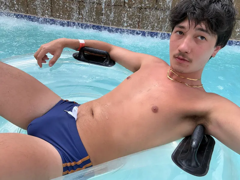 ･ ｡ Reece ☆∴｡
