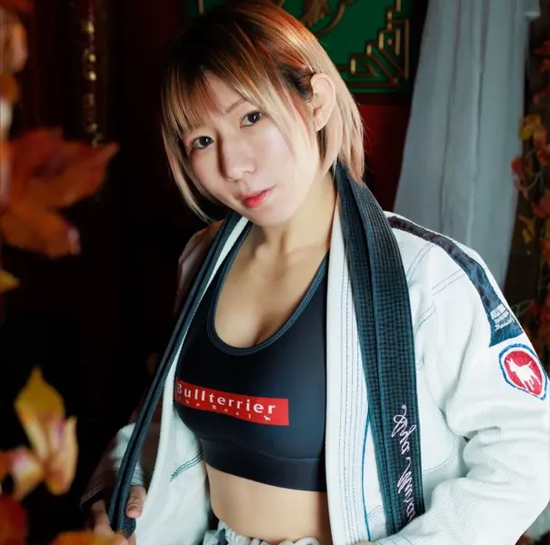 Aya cosplay fighter