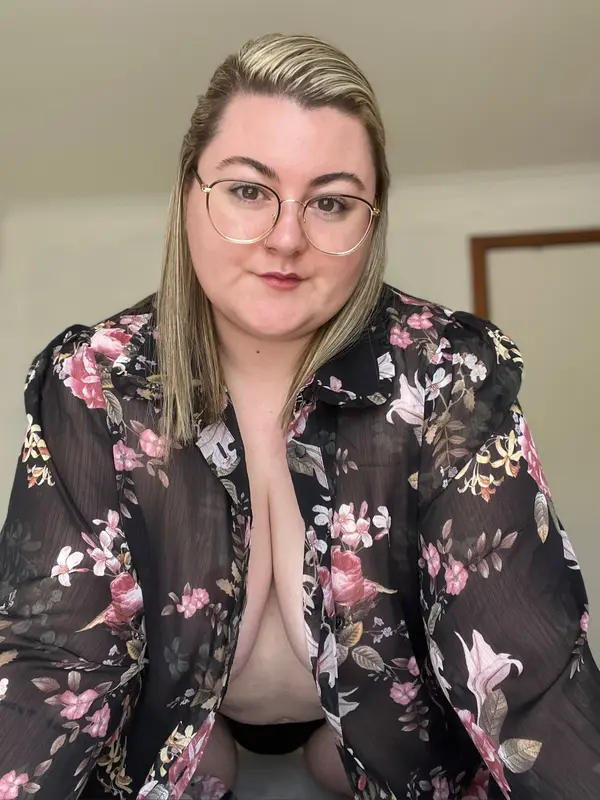 AUDREY 🥰 ur fat pussy gf