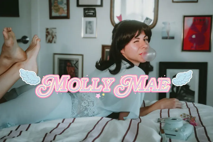 Molly🖤