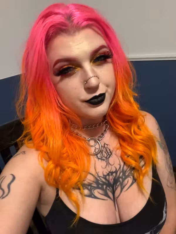 Roxxi FREE PAGE