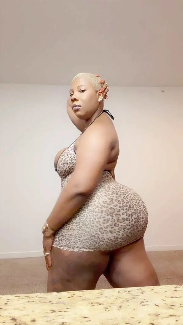 Kia Skyy