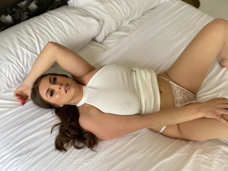 SARAH MCDONALD / NEWLY SINGLE