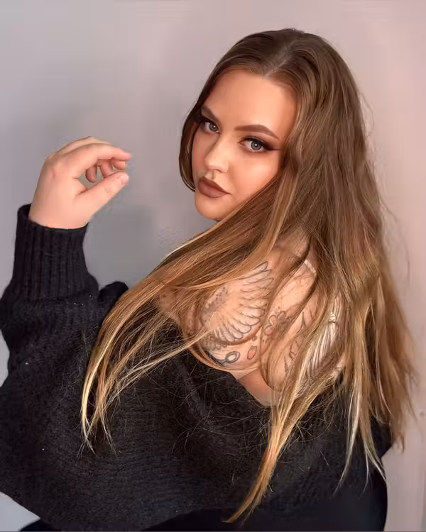 ELLA TÄTI