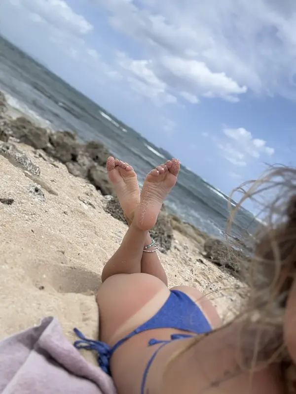 Roxane_joliefeet