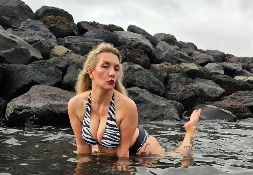 Sandybigboobs