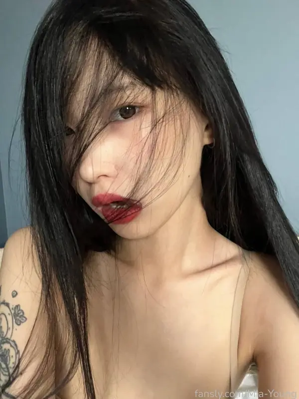 Mia-Young