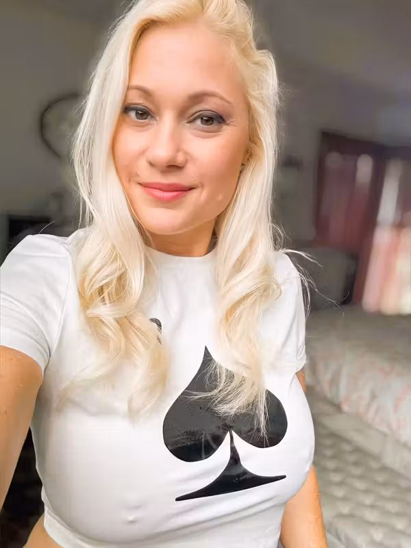 KimbrrrJaXXX QOS Hotwife Cuckoldress