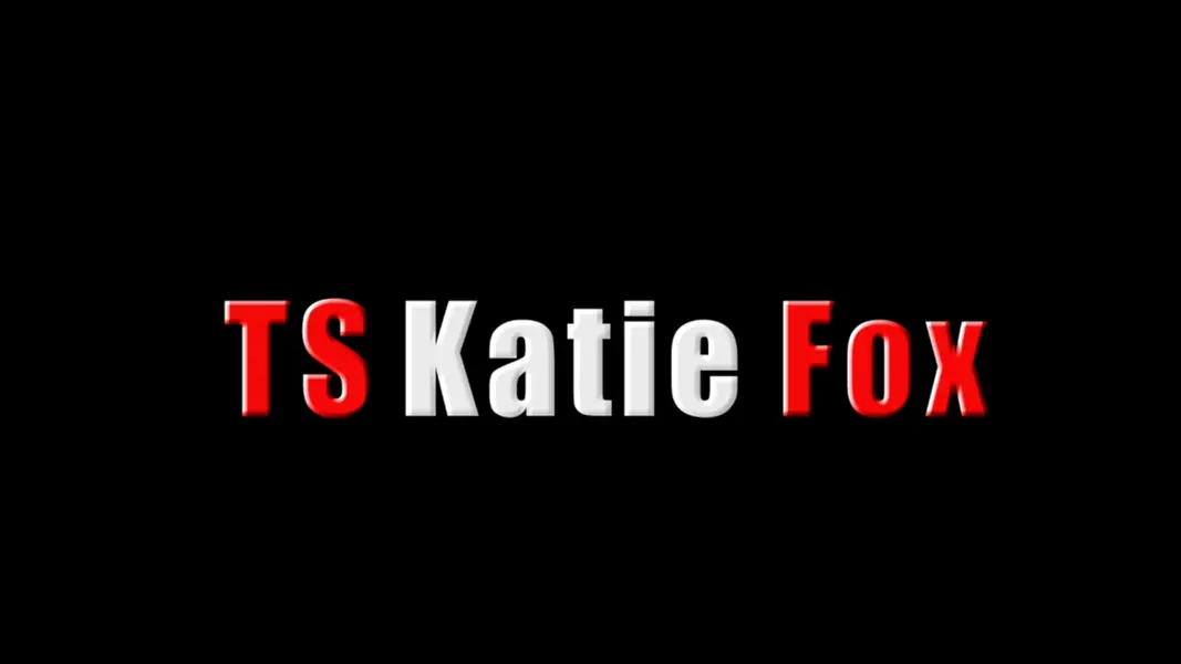 Katie Fox 🇬🇧 TS🥇