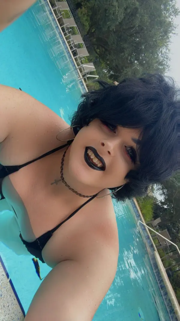Tina Darling
