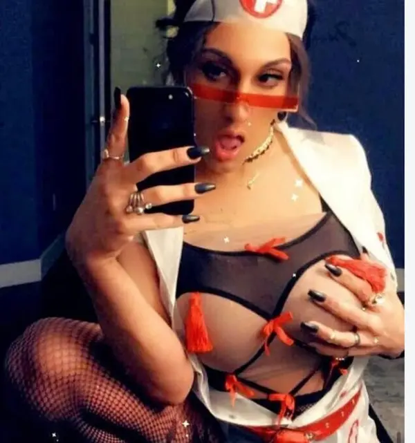 Honey Zee