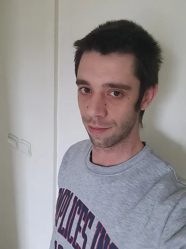 Onnaris