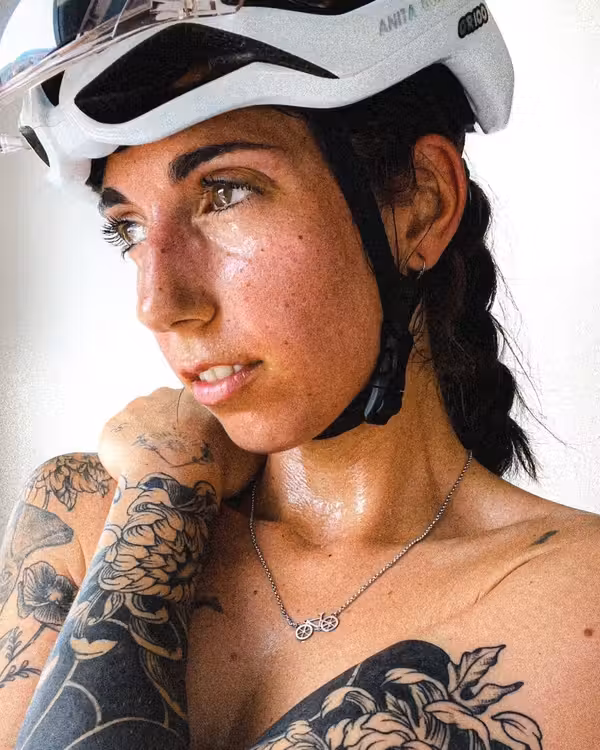 Anita González