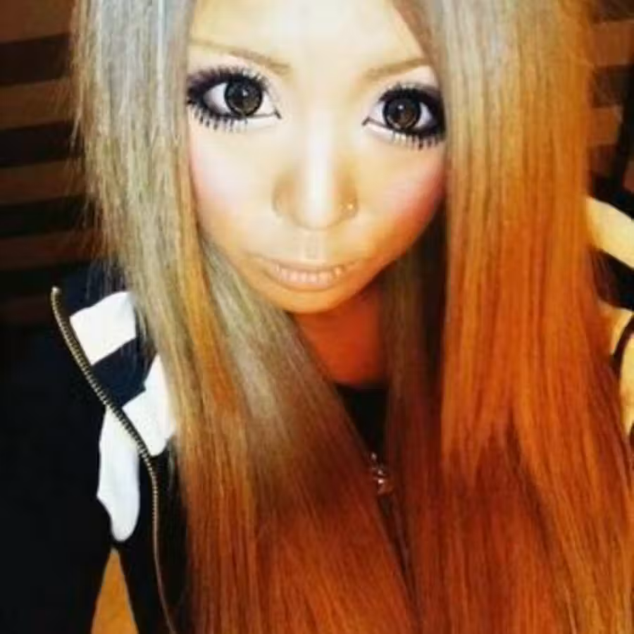 黒肌まぃち