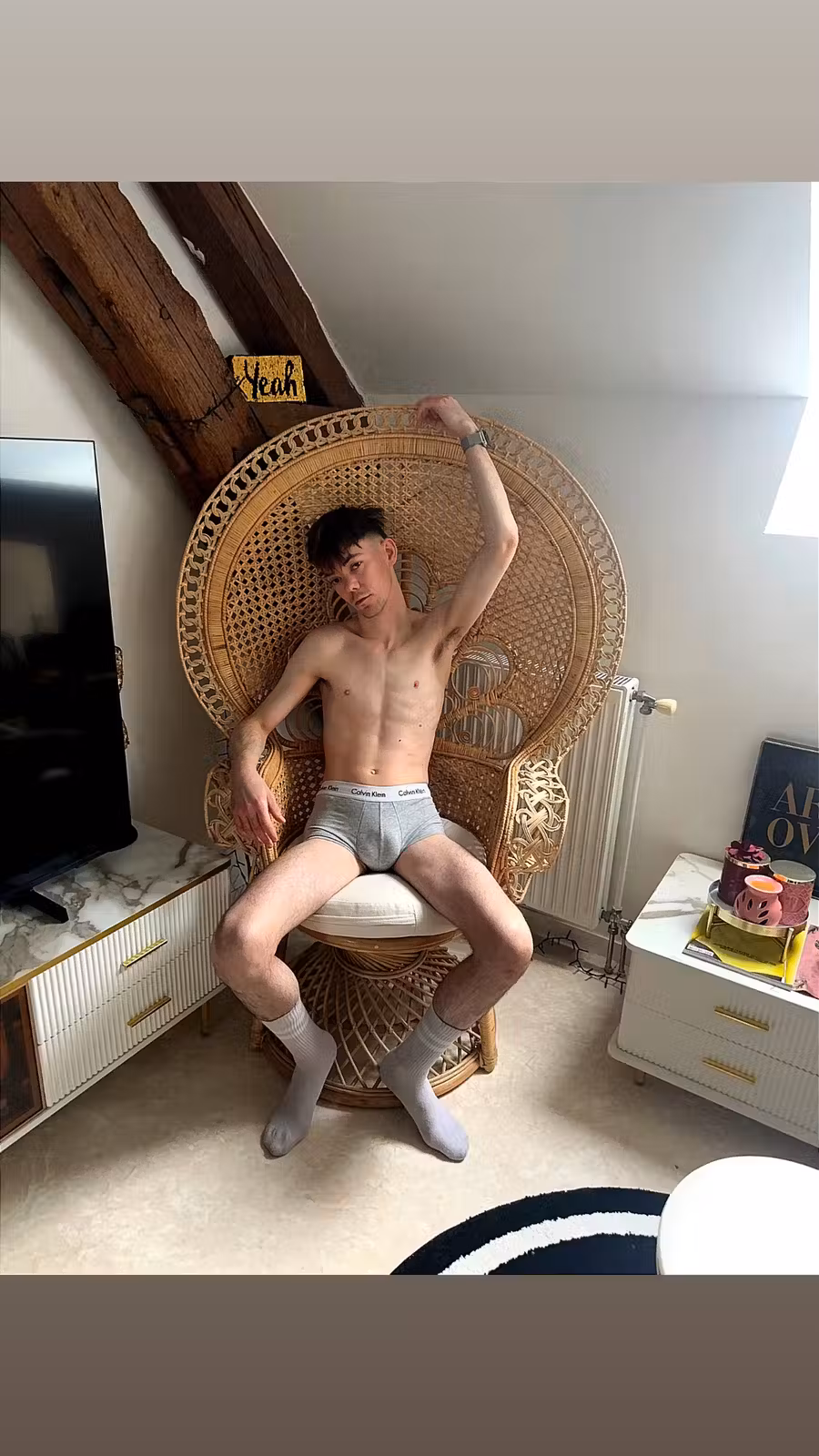 Jeuneminetgay